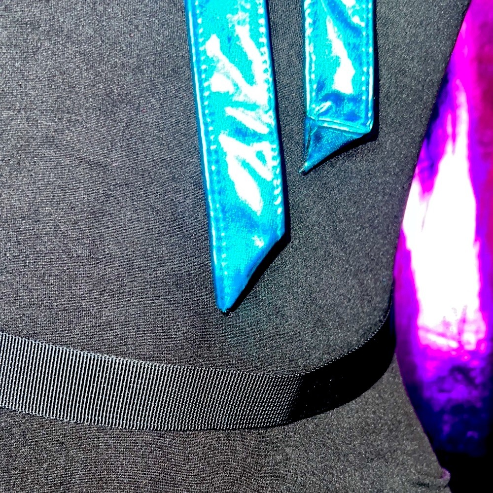 New Deep plunge Rave Halter Top - Picture 9 of 10